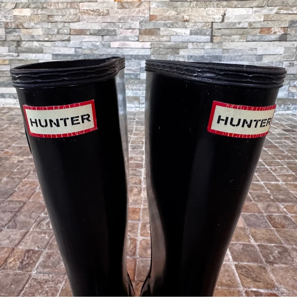 Hunter black rain boots
